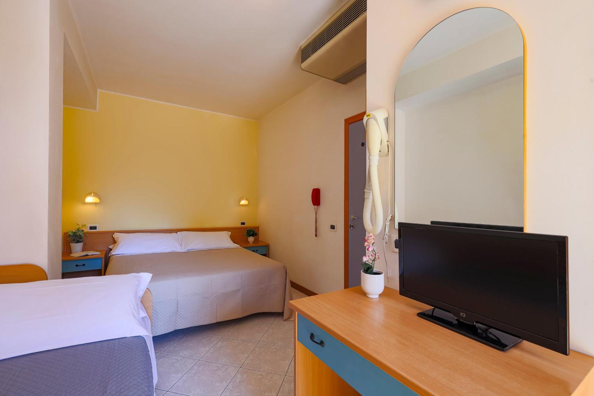 Hotel Paola Garden - Nuova Gestione Bellariva Di Rimini Exterior photo